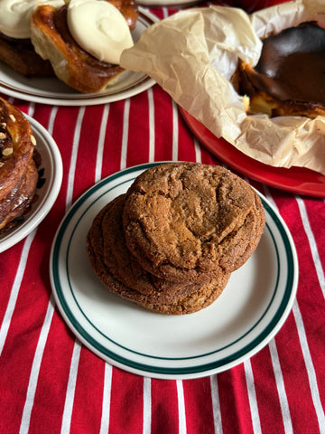 Ginger Molasses Cookie